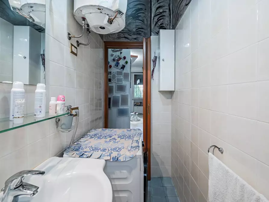 Immagine 29 di Appartamento in vendita  a Reggio Nell'emilia