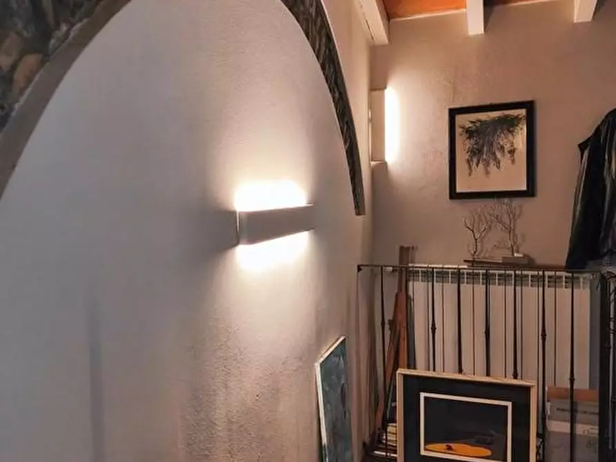 Immagine 18 di Casa semindipendente in vendita  a Ameglia