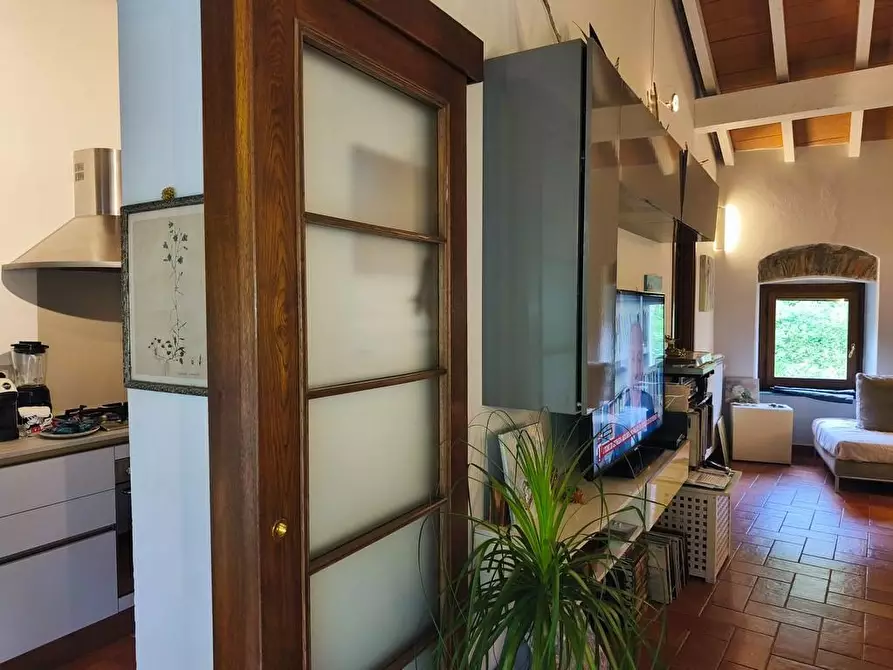 Immagine 15 di Casa semindipendente in vendita  a Ameglia