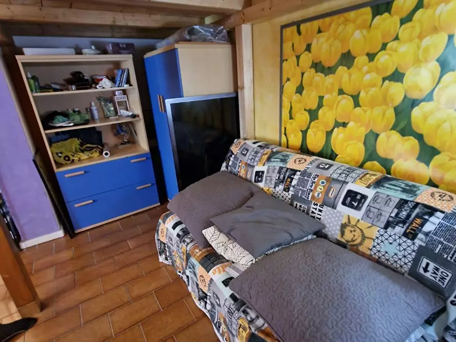 Immagine 11 di Appartamento in vendita  a Siena