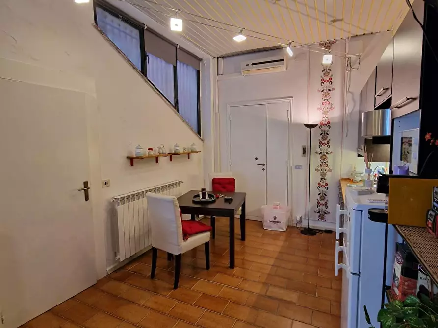 Immagine 8 di Appartamento in vendita  a Siena