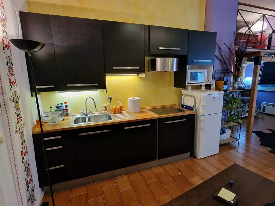 Immagine 3 di Appartamento in vendita  a Siena