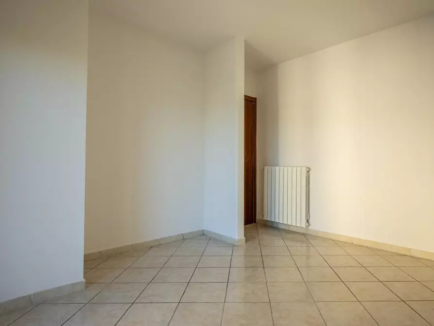 Immagine 8 di Appartamento in vendita  a Cascina