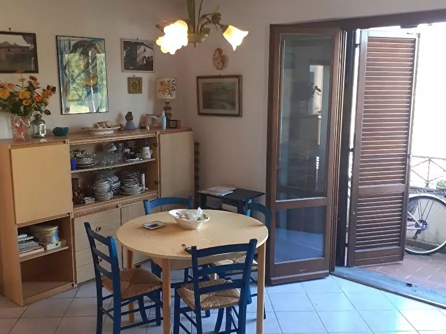 Immagine 22 di Appartamento in vendita  a Massa