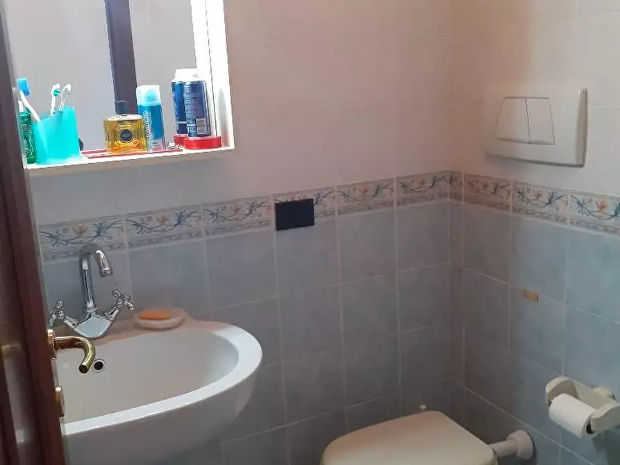 Immagine 13 di Appartamento in vendita  a Massa