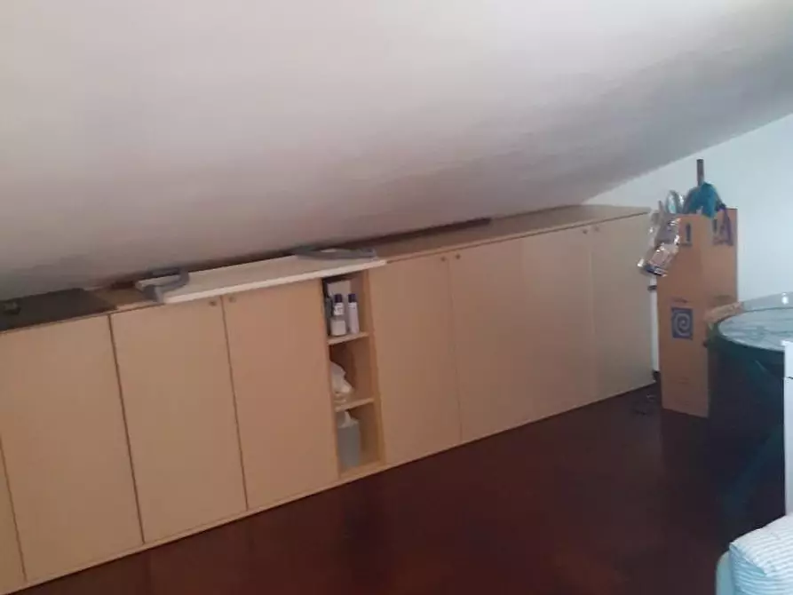 Immagine 30 di Appartamento in vendita  a Massa