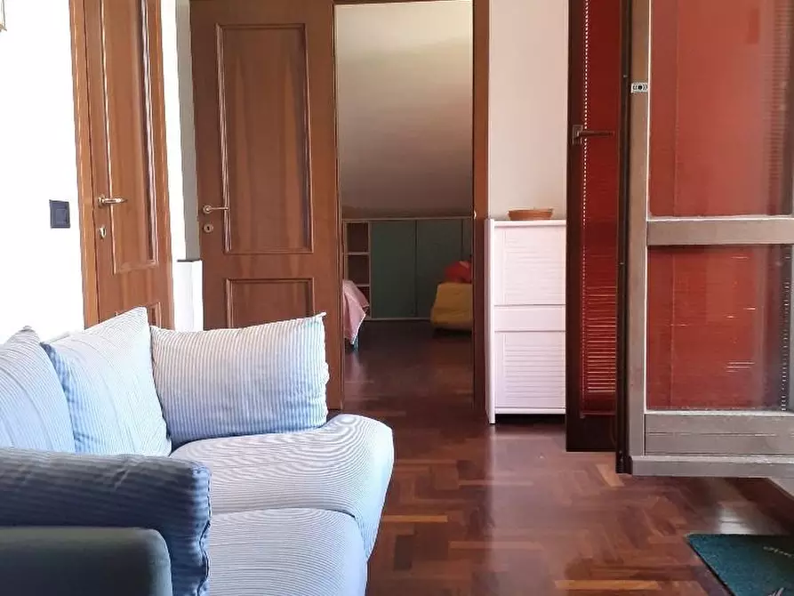 Immagine 35 di Appartamento in vendita  a Massa