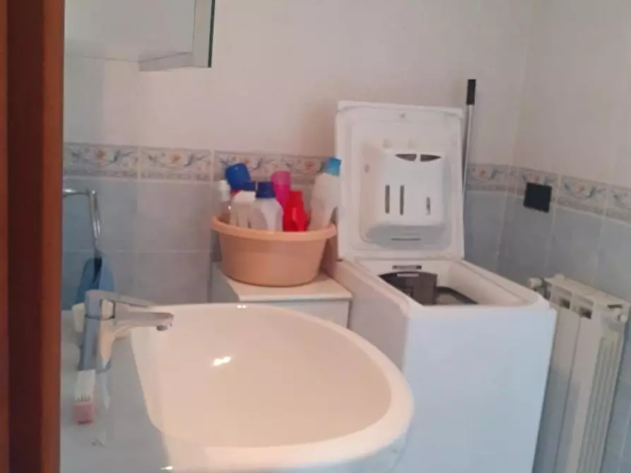 Immagine 28 di Appartamento in vendita  a Massa