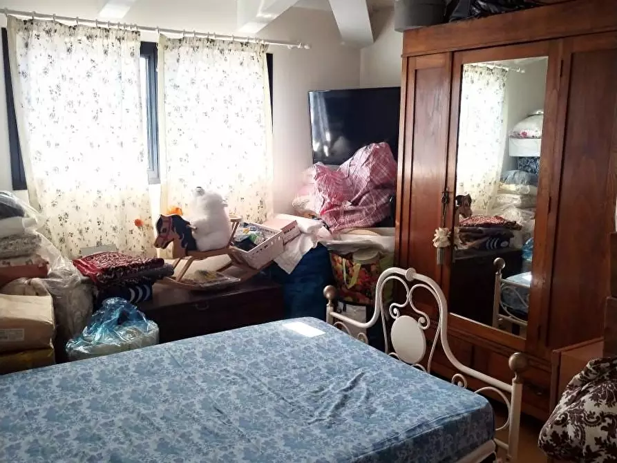 Immagine 22 di Villetta a schiera in vendita  a Massa