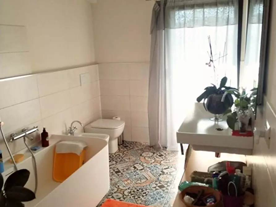 Immagine 23 di Villetta a schiera in vendita  a Massa