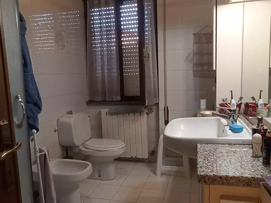 Immagine 10 di Casa indipendente in vendita  a Carrara