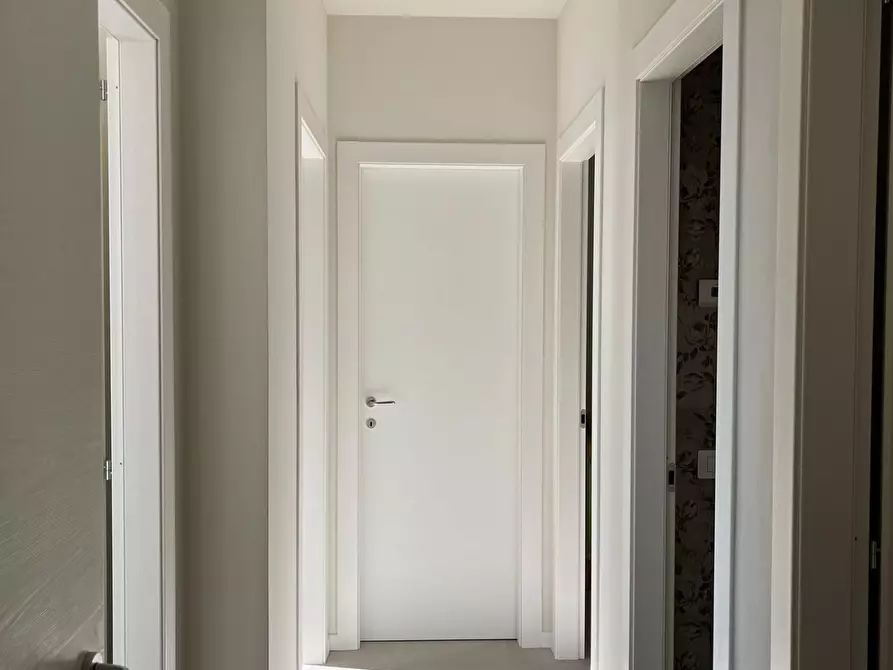 Immagine 6 di Appartamento in vendita  a Siena