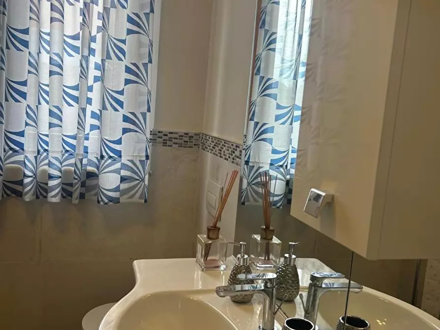 Immagine 23 di Appartamento in affitto  a Empoli