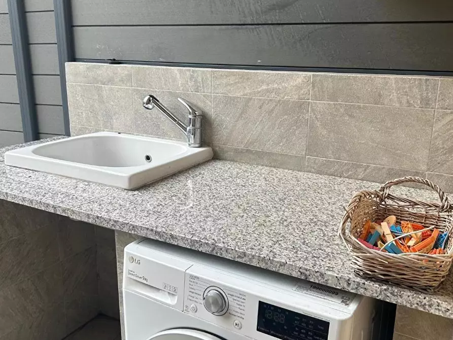 Immagine 34 di Appartamento in affitto  a Empoli