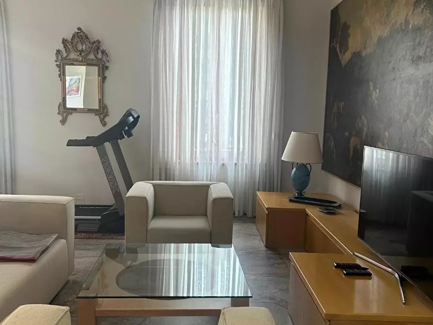 Immagine 42 di Appartamento in affitto  a Empoli