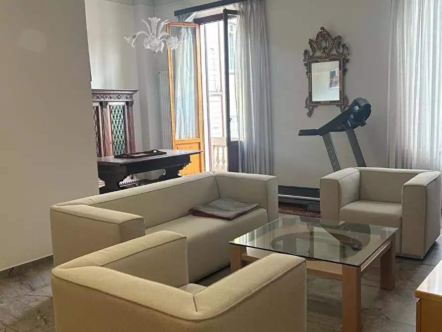 Immagine 41 di Appartamento in affitto  a Empoli