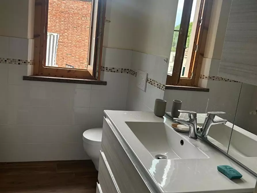 Immagine 55 di Appartamento in affitto  a Empoli