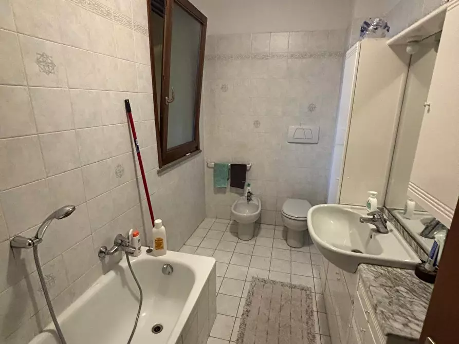 Immagine 17 di Appartamento in vendita  a Empoli