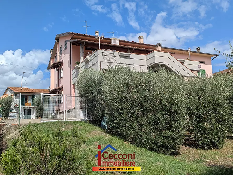 Immagine 2 di Casa indipendente in vendita  a Cerreto Guidi