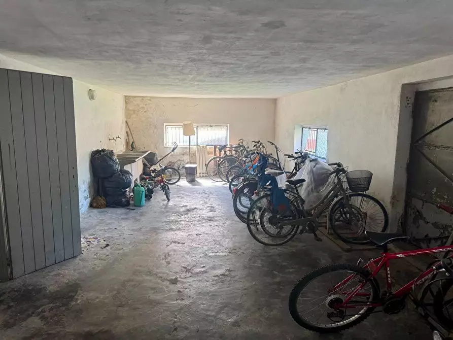 Immagine 13 di Appartamento in vendita  a Pontedera