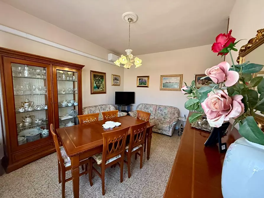 Immagine 3 di Appartamento in vendita  a Pontedera