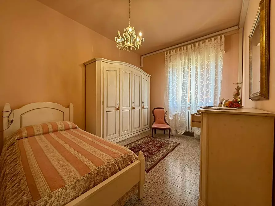 Immagine 6 di Appartamento in vendita  a Pontedera