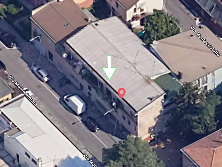 Immagine 10 di Magazzino in vendita  a Baranzate