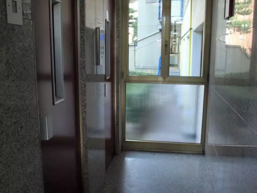 Immagine 5 di Appartamento in vendita  a Corsico