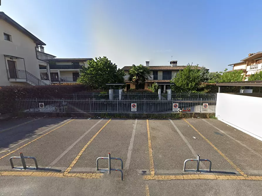 Immagine 2 di Garage in vendita  a Pozzo D'adda