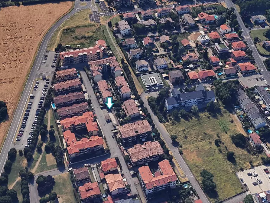 Immagine 2 di Garage in vendita  a Pozzo D'adda