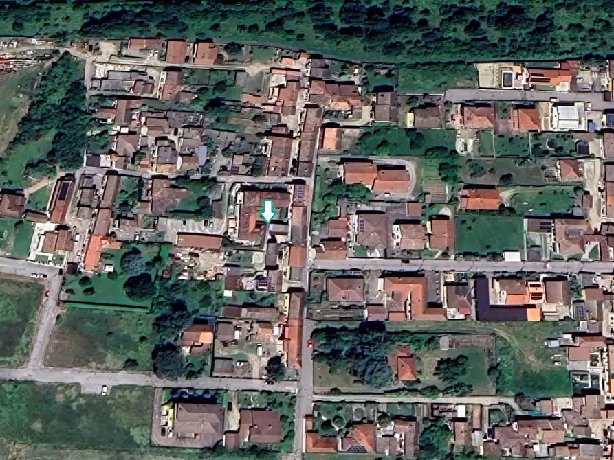 Immagine 2 di Garage in vendita  a Linarolo