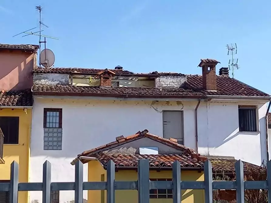 Immagine 2 di Appartamento in vendita  a Pieve Porto Morone