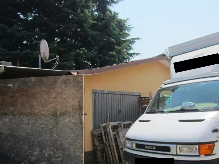 Immagine 13 di Appartamento in vendita  a Robbio