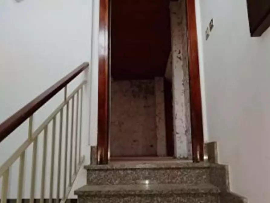 Immagine 10 di Mansarda in vendita  a Voghera