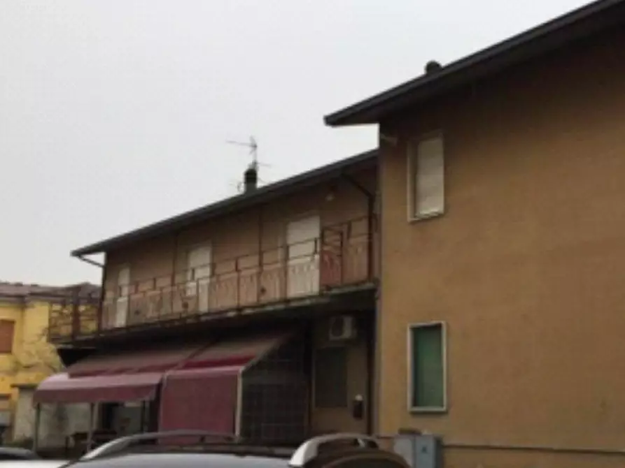 Immagine 2 di Appartamento in vendita  a Lungavilla