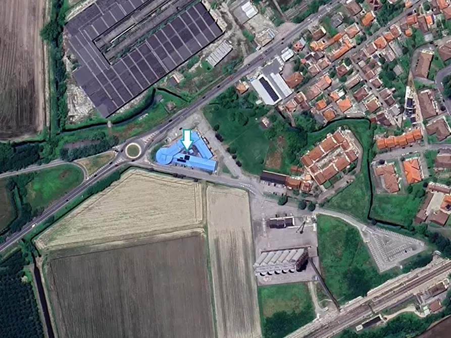 Immagine 4 di Negozio in vendita  a San Martino Siccomario