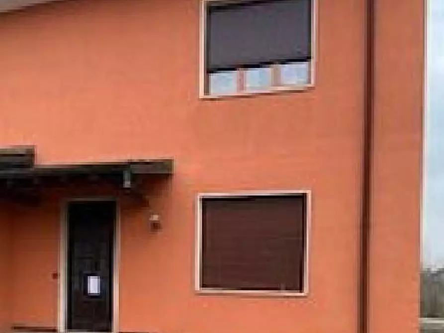 Immagine 1 di Appartamento in vendita  a Roncello