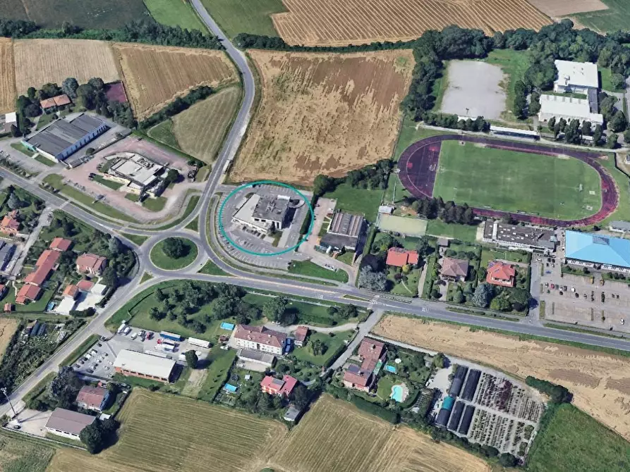 Immagine 4 di Magazzino in vendita  a Cornate D'adda