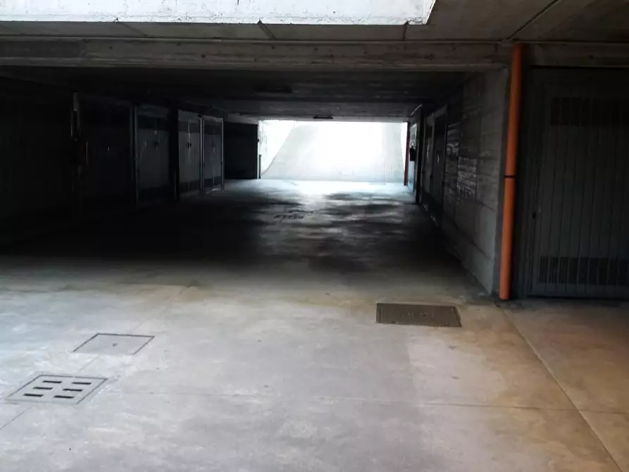 Immagine 5 di Appartamento in vendita  a Seregno