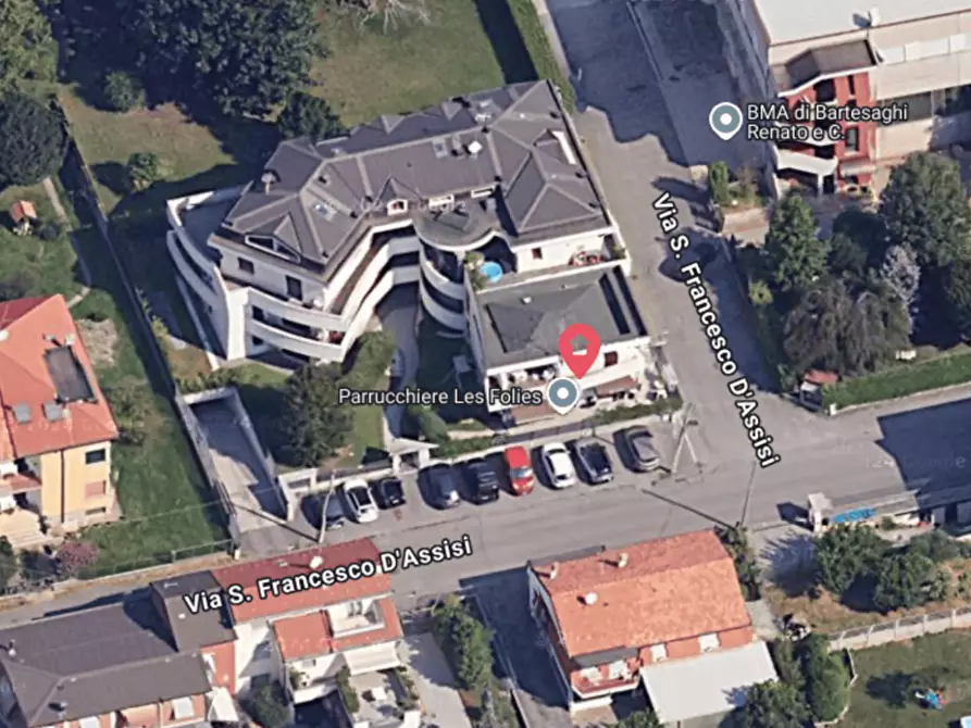 Immagine 5 di Garage in vendita  a Giussano