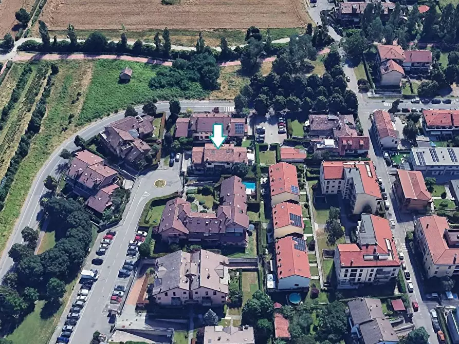 Immagine 2 di Appartamento in vendita  a Cavenago Di Brianza