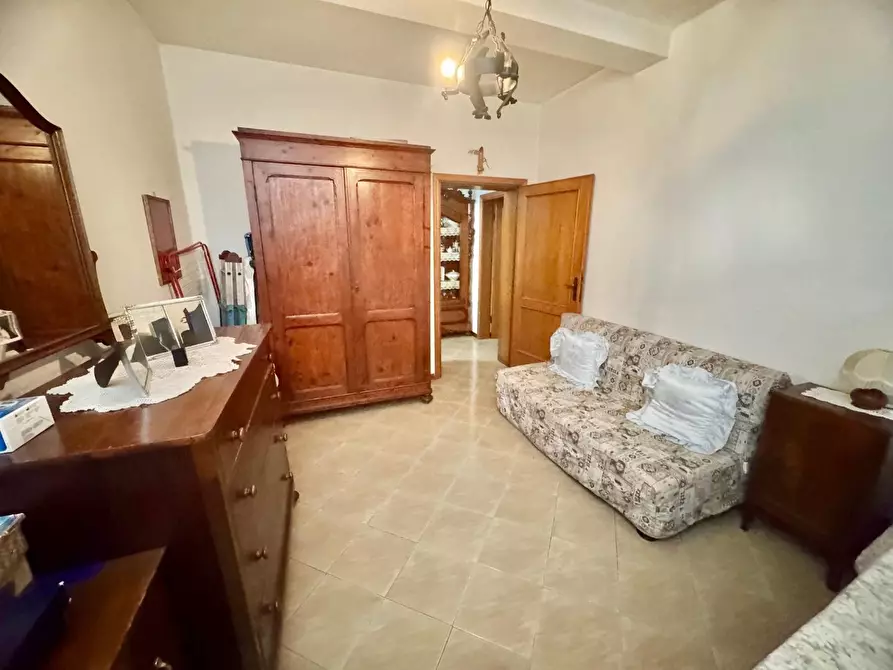 Immagine 20 di Appartamento in vendita  a Siena