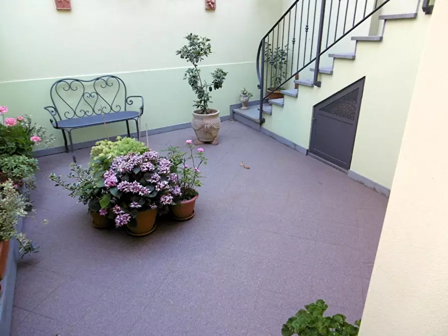 Immagine 16 di Villetta a schiera in vendita  a Empoli