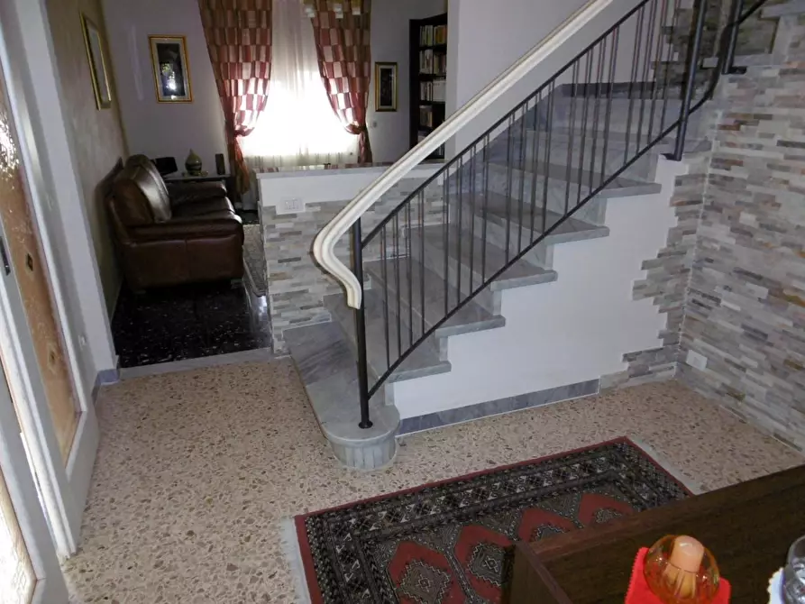 Immagine 1 di Villetta a schiera in vendita  a Empoli