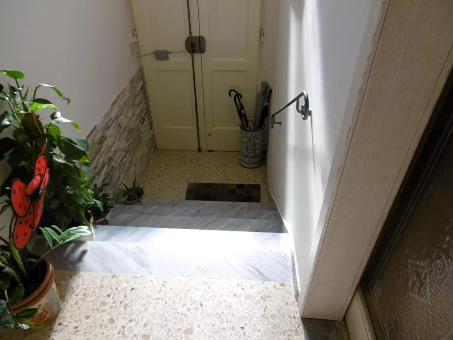 Immagine 9 di Villetta a schiera in vendita  a Empoli