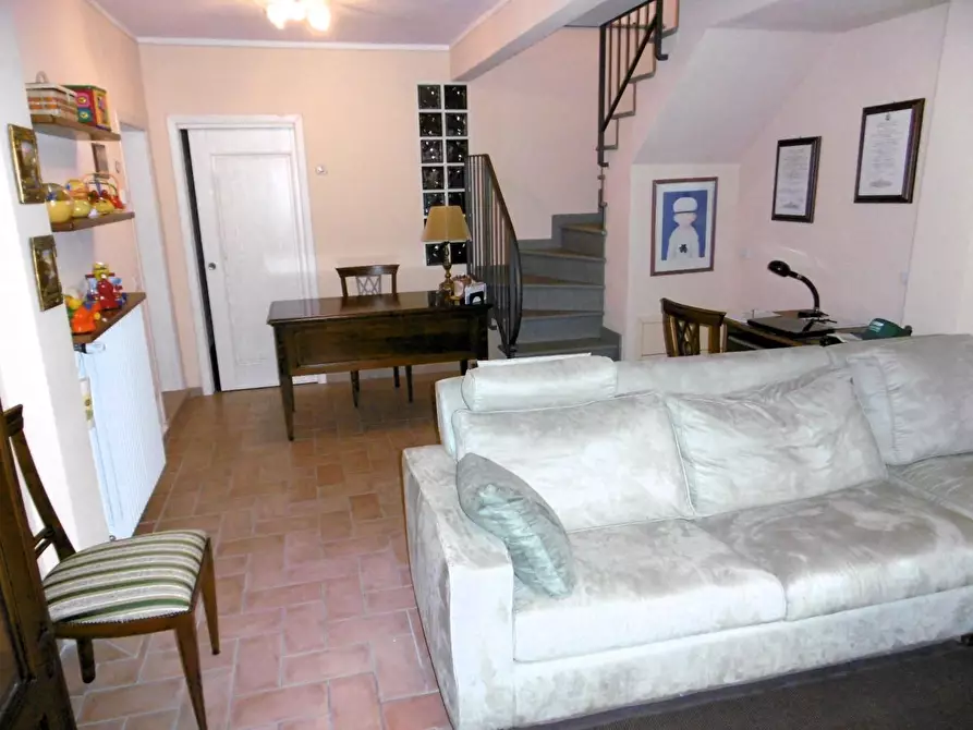 Immagine 8 di Villetta a schiera in vendita  a Empoli