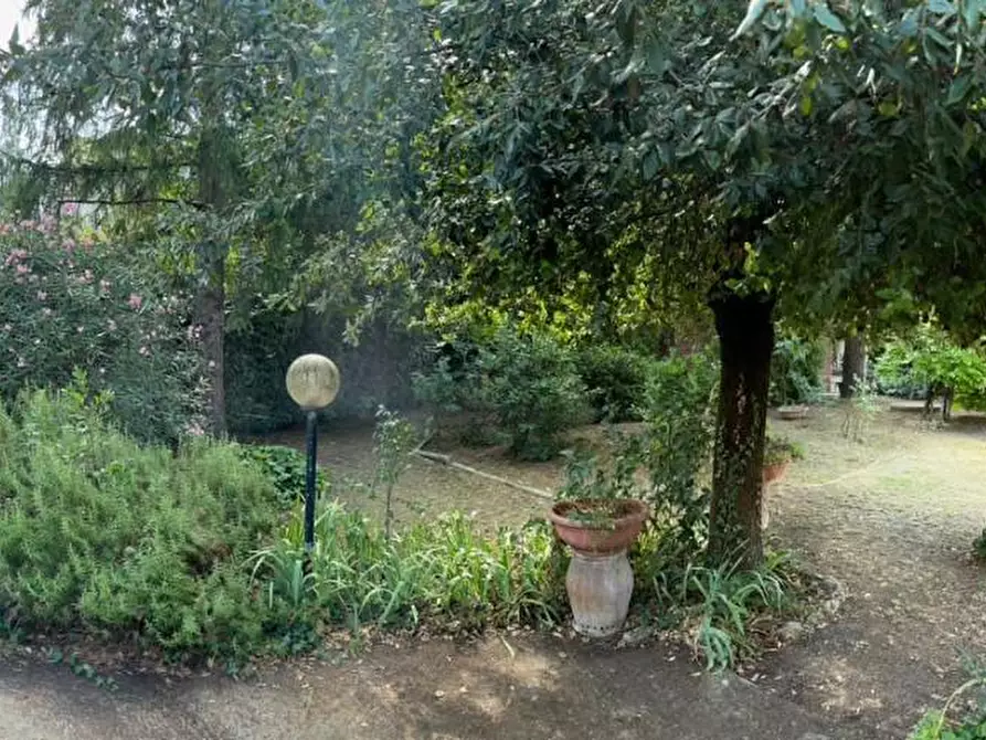 Immagine 3 di Casa bifamiliare in vendita  a Poggibonsi