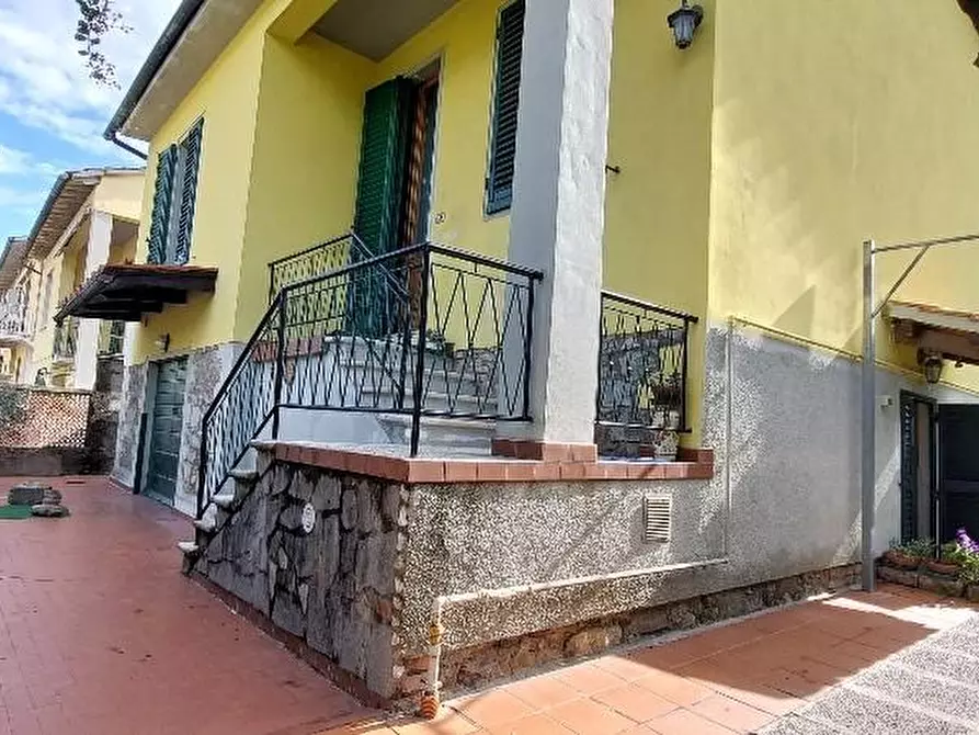 Immagine 11 di Villa in vendita  a Serravalle Pistoiese