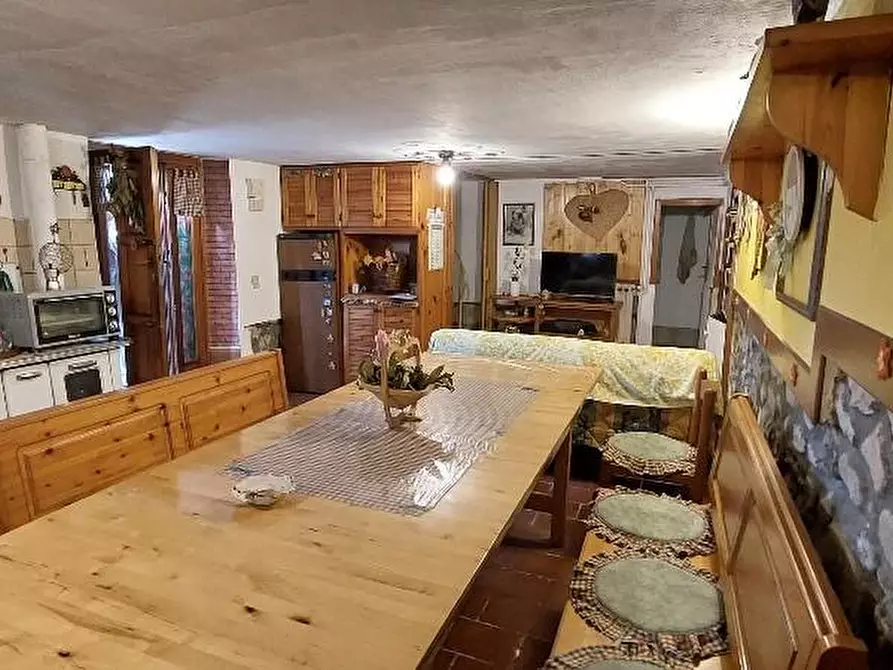 Immagine 19 di Villa in vendita  a Serravalle Pistoiese