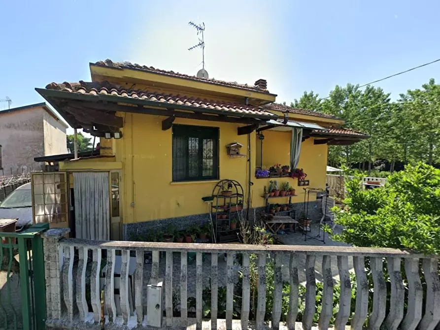 Immagine 1 di Villa in vendita  a Mortara